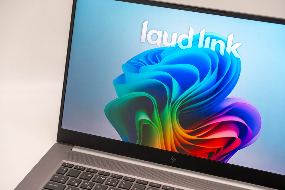 Ноутбук HP ZBook Studio G7 ( i7-10850H / Quadro T1000 )
