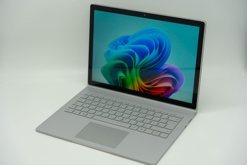 Ноутбук Microsoft Surface Book 2 ( i5-8350U )